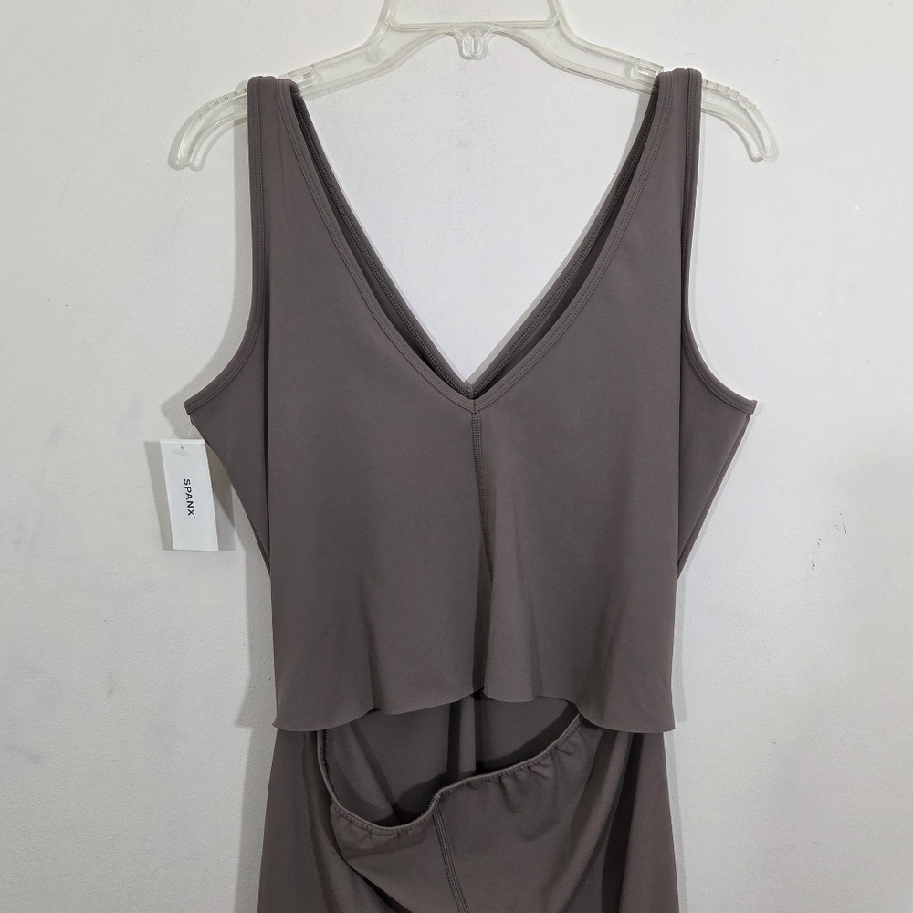 NWT Spanx Booty Boost Jumpsuit Smoke Grey Size Large SpanxShape - Picture 4 of 11